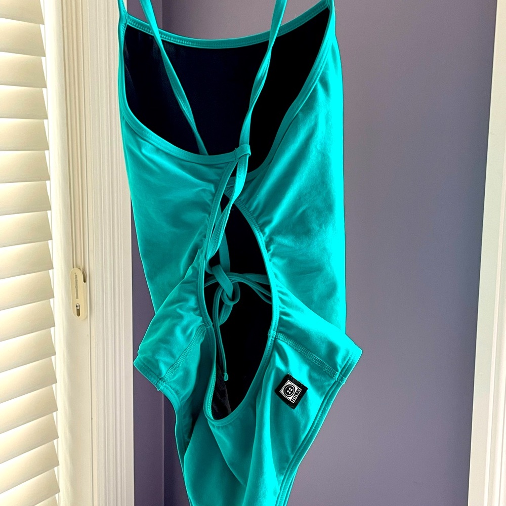 34 Jolyn Jordy 2 suit